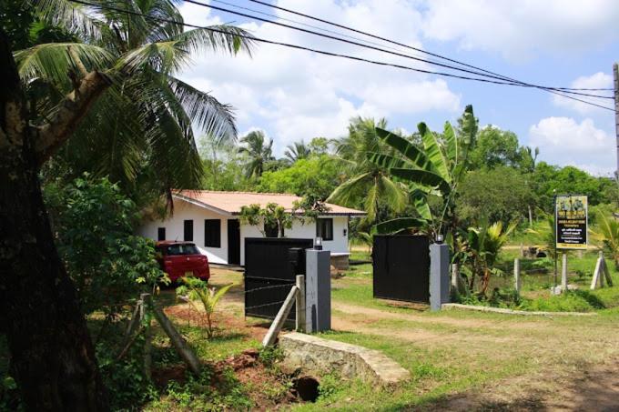 Sakura Holiday Home Anuradhapura Exterior photo